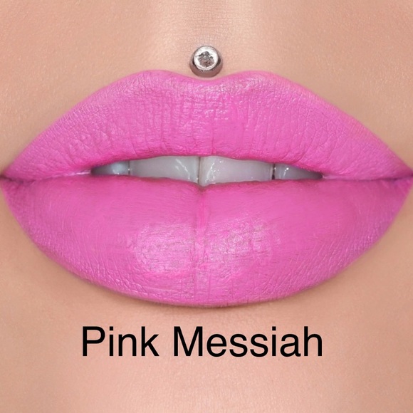 Jeffree Star Velvet Trap Lipstick - Picture 5 of 10